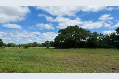475 Oakridge Lane, Lakehills, TX 78063 - Photo 13
