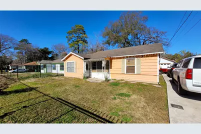 8429 Flintridge, South Houston, TX 77028 - Photo 1