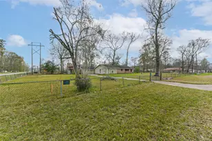 26790 Burning Tree, New Caney, TX 77357 - Photo 3