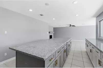 12811 Club Lane, Houston, TX 77099 - Photo 11