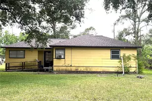502 N Liberty St, El Campo, TX 77437 - Photo 5