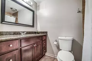 246 Litchfield Ln, Houston, TX 77024 - Photo 15