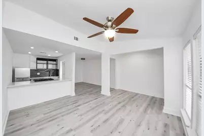 1014 Graham Drive #B4, Tomball, TX 77375 - Photo 11