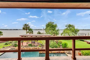 2434 Baycrest Dr, Houston, TX 77058 - Photo 19