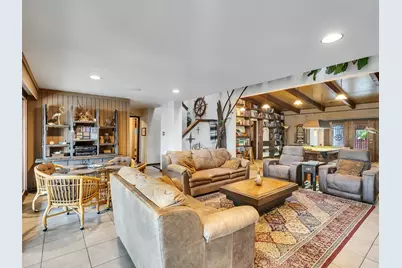 2434 Baycrest Drive, Houston, TX 77058 - Photo 5