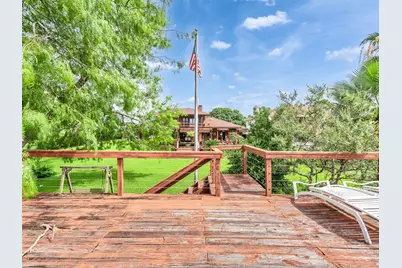 2434 Baycrest Drive, Houston, TX 77058 - Photo 41