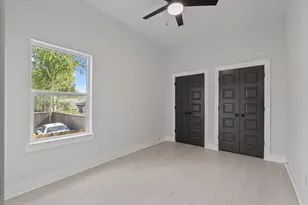 1216 Johnston St, Houston, TX 77022 - Photo 13