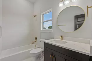 1216 Johnston St, Houston, TX 77022 - Photo 25