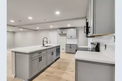 3709 Kettering Avenue, Bay City, TX 77414 - Photo 7