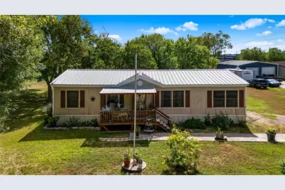 410 Nelson Avenue, Victoria, TX 77901 - Photo 1