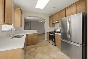 11511 Mill Bridge Ct, Sugar Land, TX 77498 - Photo 9