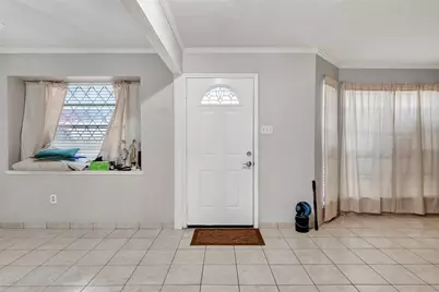 3834 Willow Springs Lane, Houston, TX 77080 - Photo 7