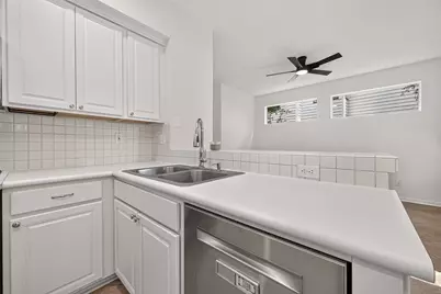 22 Winter Wheat Place, The Woodlands, TX 77381 - Photo 19