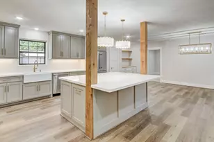 707 N Main St, Dayton, TX 77535 - Photo 11