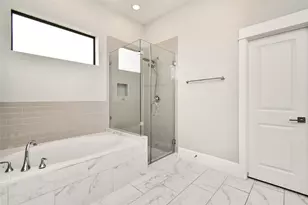 1258 N Post Oak Rd, Houston, TX 77055 - Photo 37