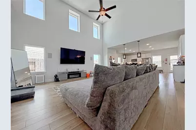 15210 Faushard Lane, Houston, TX 77044 - Photo 9