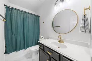 8303 Rocky River St, Baytown, TX 77523 - Photo 21