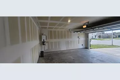 18306 Daisy Bluff Street, Crosby, TX 77532 - Photo 3