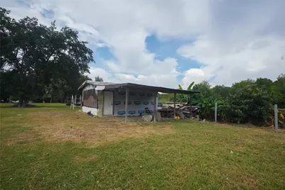 727 E Jasmine Street, Fresno, TX 77545 - Photo 9