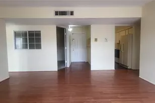 2822 S Bartell Dr, Houston, TX 77054 - Photo 5