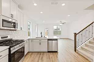 2210 Villa Clara Dr, Friendswood, TX 77546 - Photo 17