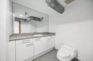 915 Franklin St, Houston, TX 77002 - Photo 35