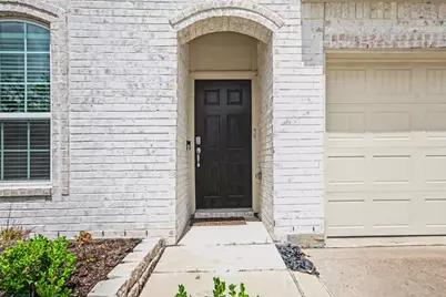 214 Water Grass Trail, Clute, TX 77531 - Photo 3