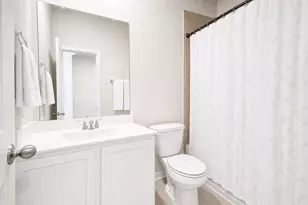 214 Water Grass Trl, Clute, TX 77531 - Photo 17