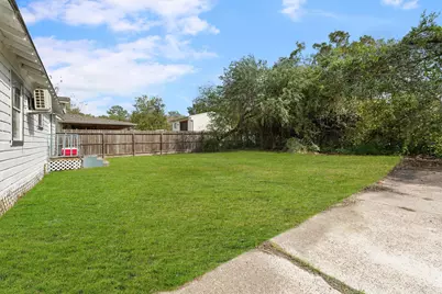 8514 Spaulding Street, Houston, TX 77016 - Photo 15