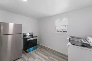 8514 Spaulding St, Houston, TX 77016 - Photo 13