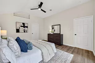 3311 S Briar Knoll Dr, Houston, TX 77082 - Photo 17