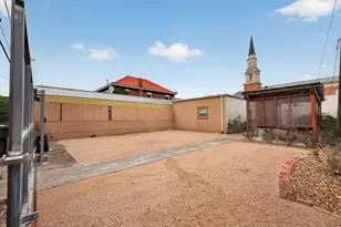 2219 Sealy St, Galveston, TX 77550 - Photo 35