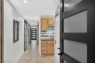 2219 Sealy St, Galveston, TX 77550 - Photo 21