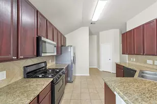 19454 Plantation Cove Ln, Katy, TX 77449 - Photo 11