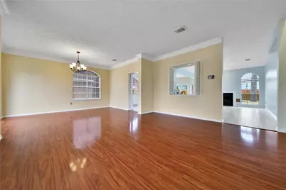 3039 Creek Manor Drive, Kingwood, TX 77339 - Photo 7