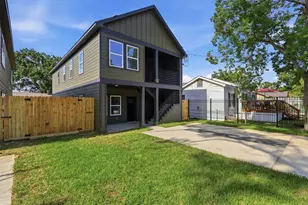 2516 Lucky St, Houston, TX 77088 - Photo 5