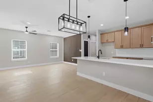 2516 Lucky St, Houston, TX 77088 - Photo 11