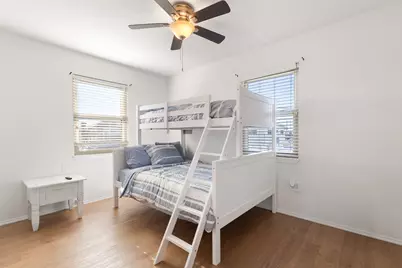 4014 Kent Drive, Galveston, TX 77554 - Photo 9