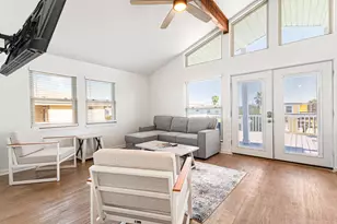 4014 Kent Dr, Galveston, TX 77554 - Photo 5