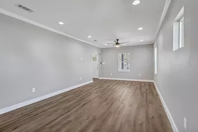 430 N Hutcheson Street, Houston, TX 77003 - Photo 11