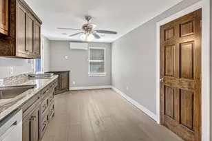 430 N Hutcheson St, Houston, TX 77003 - Photo 27