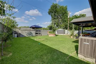14006 Towneway Dr, Sugar Land, TX 77498 - Photo 39