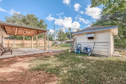 1503 Miles Street, Rosenberg, TX 77471 - Photo 11