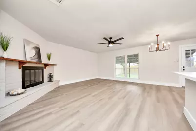 14511 Dartwood Drive, Houston, TX 77049 - Photo 15