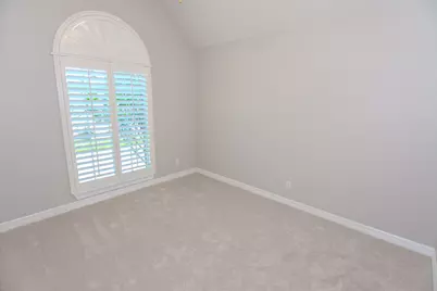 6807 Queensclub Drive, Houston, TX 77069 - Photo 33