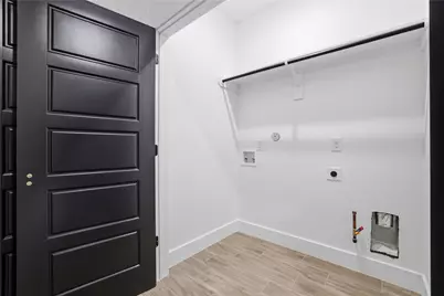 5515 Elm Springs Drive, Houston, TX 77048 - Photo 9