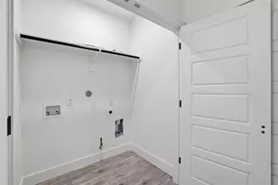 5515 Elm Springs Dr, Houston, TX 77048 - Photo 31