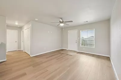 254 Plez Morgan Drive #E, Montgomery, TX 77356 - Photo 3