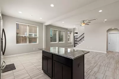 2531 Terrace Point Drive, Missouri City, TX 77459 - Photo 5