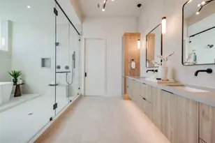 1701 Banks St, Houston, TX 77098 - Photo 45